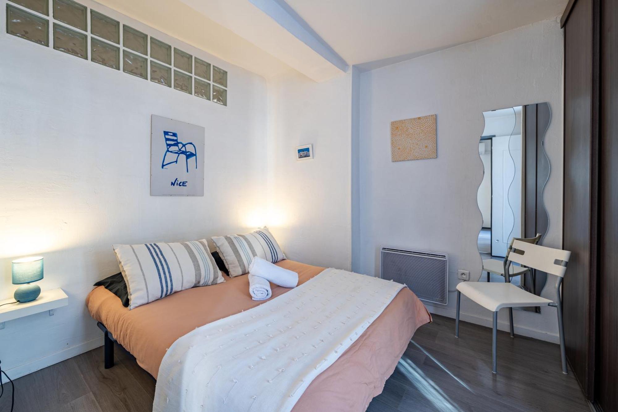 Vieux-nice 2p Climatise Balcon * Nizza