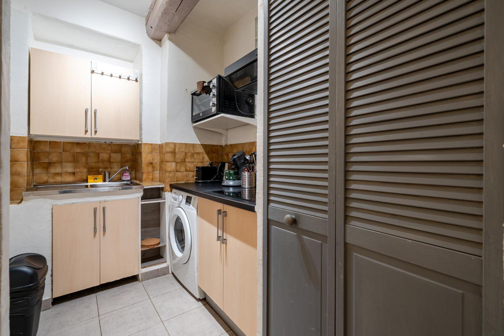 Apartment Vieux-nice 2p Climatise Balcon Nizza
